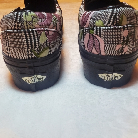 Vans Classic Slip-on with stacked Sole and Tapestry Floral, Womens Size 8 .new - Picture 6 of 9